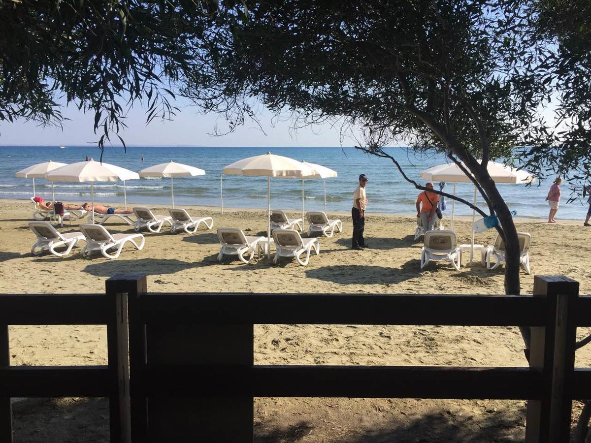 16 Sandy Beach Larnaca Esterno foto